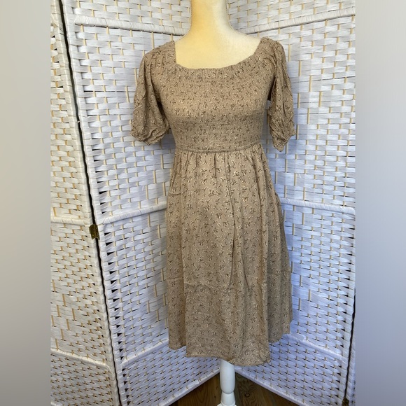 NWT Hem & Thread Taupe Floral Off Shoulder Puff Sleeve MIDI Dress size S - Picture 7 of 15